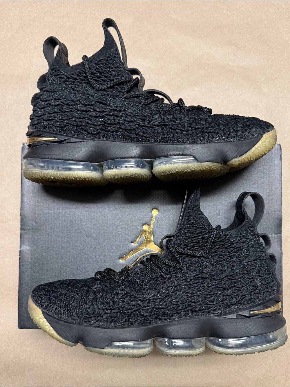 Nike Air Lebron 15 XV Metallic Gold men’s size 9 basketball shoes Rare!